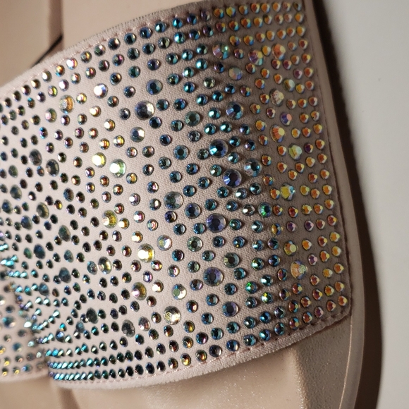 Time and Tru sparkly slides - Picture 4 of 6